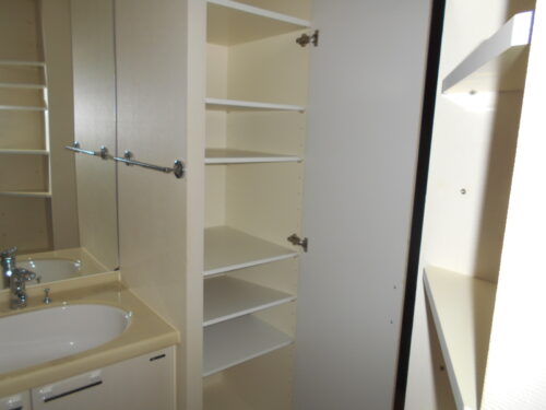 ドレッサールーム