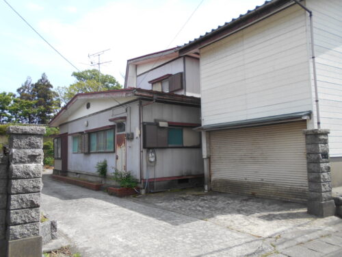 三川町大字横川字家岸90番土地建物
