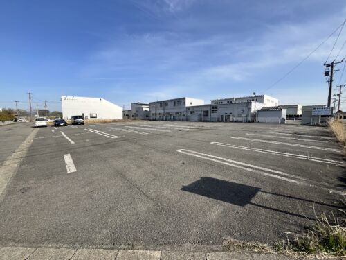 宝田三丁目16番駐車場