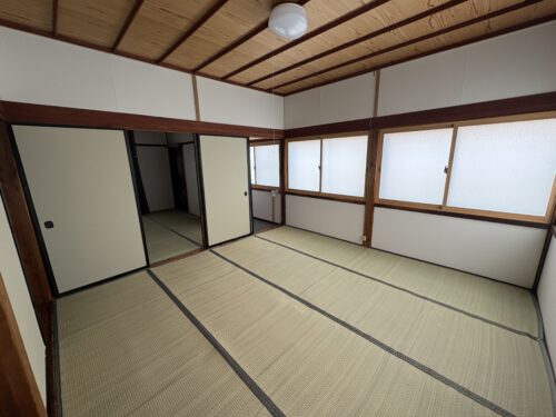  (居間)